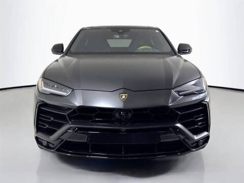 2022 Lamborghini Urus