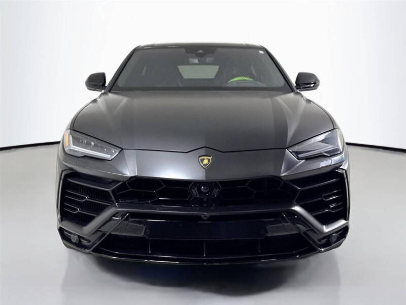 2022 Lamborghini Urus