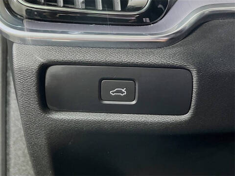 2023 Volvo S60 B5 Core Dark Theme