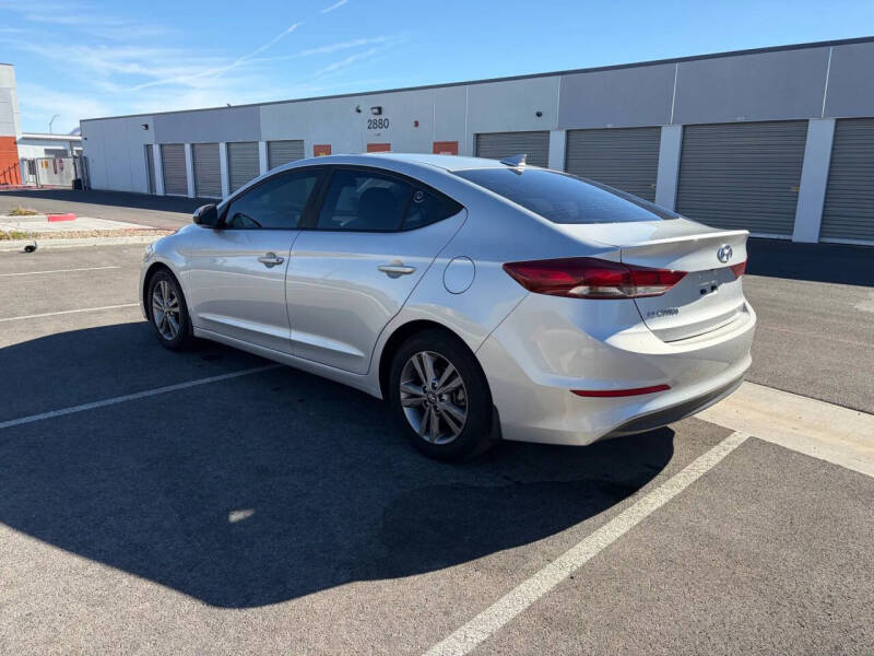 2018 Hyundai Elantra