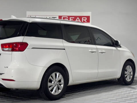 2016 Kia Sedona LX