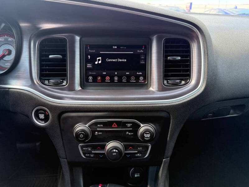 2018 Dodge Charger SXT