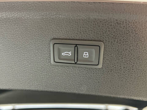 2022 Audi Q5 quattro S line Prem Plus 45 TFSI