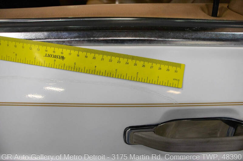 1991 Mercedes-Benz 560-Class 560 SEL