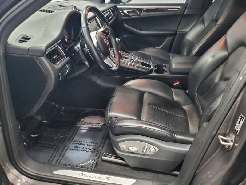 2016 Porsche Macan S