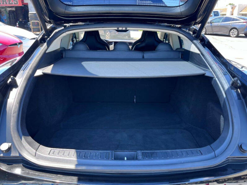 2013 Tesla Model S