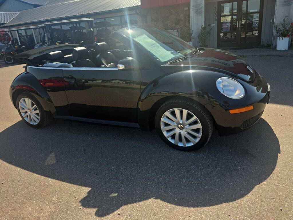 2008 Volkswagen New Beetle Convertible 24