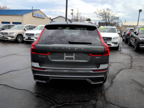 2026 Volvo XC60 B5 Plus