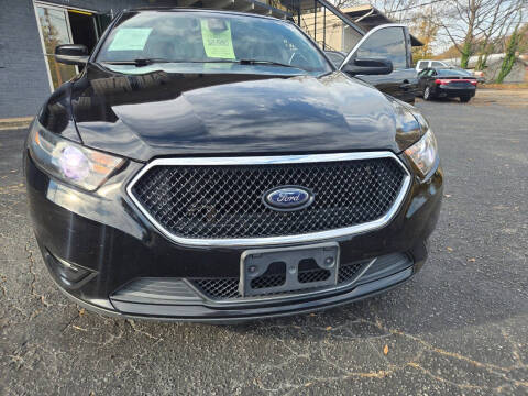 2016 Ford Taurus SHO