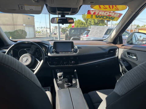 2021 Nissan Rogue SV