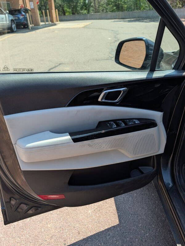 2022 Kia Carnival EX