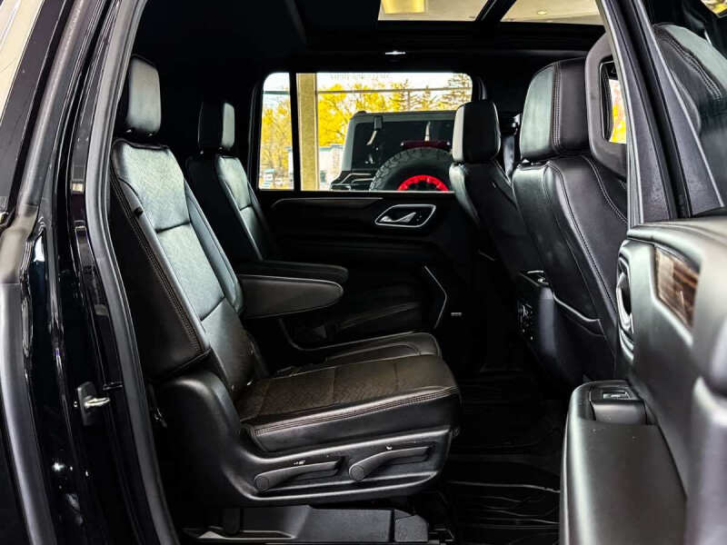 2021 Chevrolet Suburban High Country