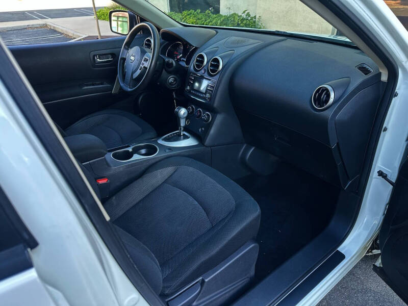 2014 Nissan Rogue Select S