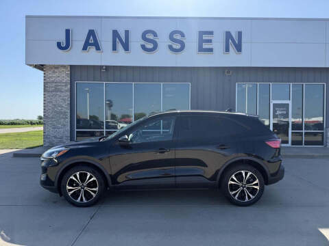 2021 Ford Escape Hybrid SE