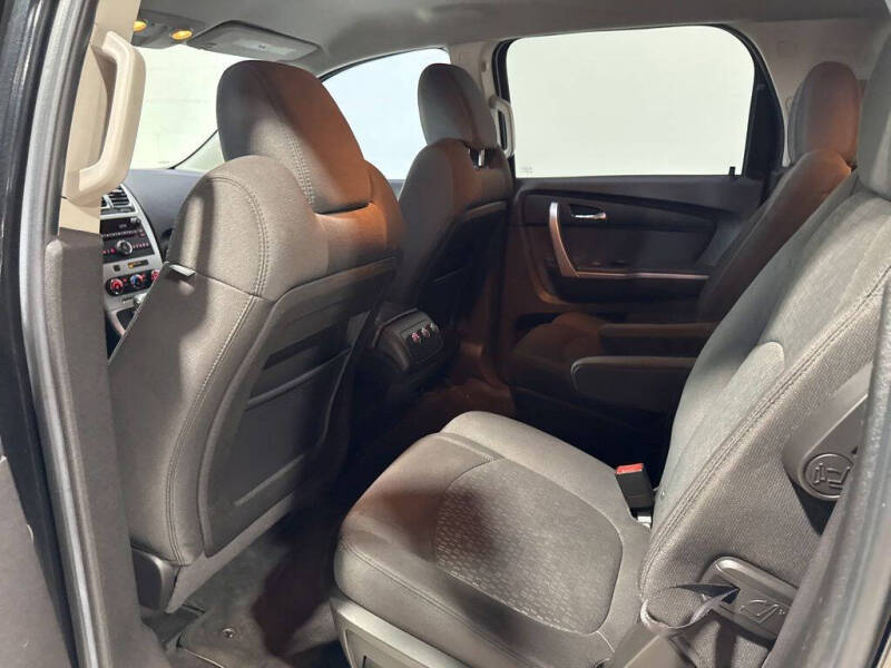 2011 GMC Acadia SLE