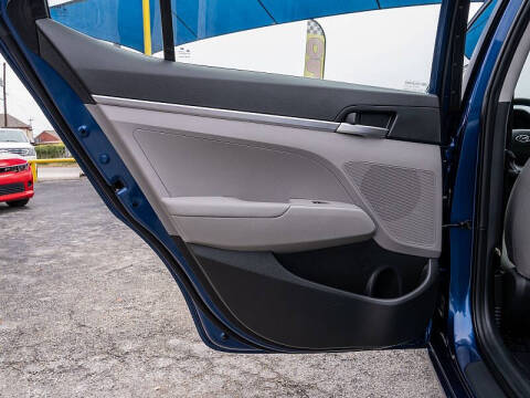 2019 Hyundai Elantra