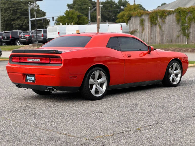 2010 Dodge Challenger SRT8