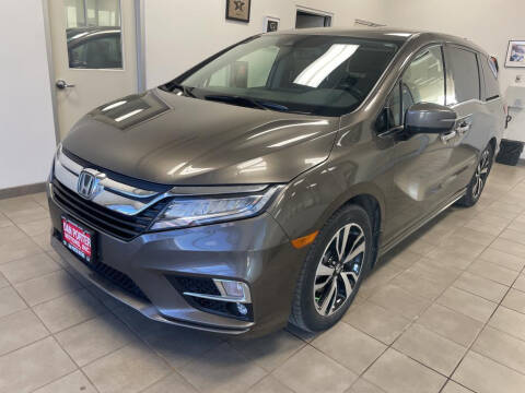 2019 Honda Odyssey for sale at DAN PORTER MOTORS in Dickinson ND