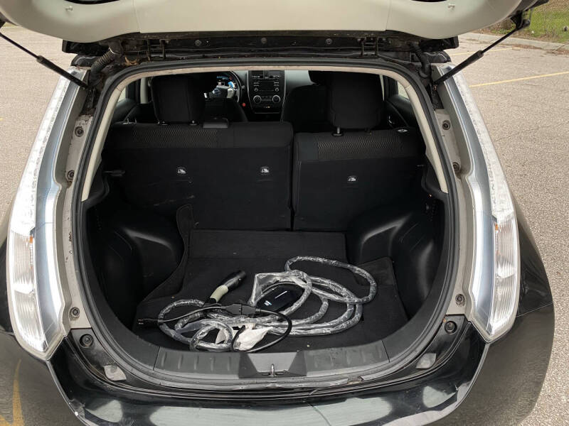 2014 Nissan LEAF S