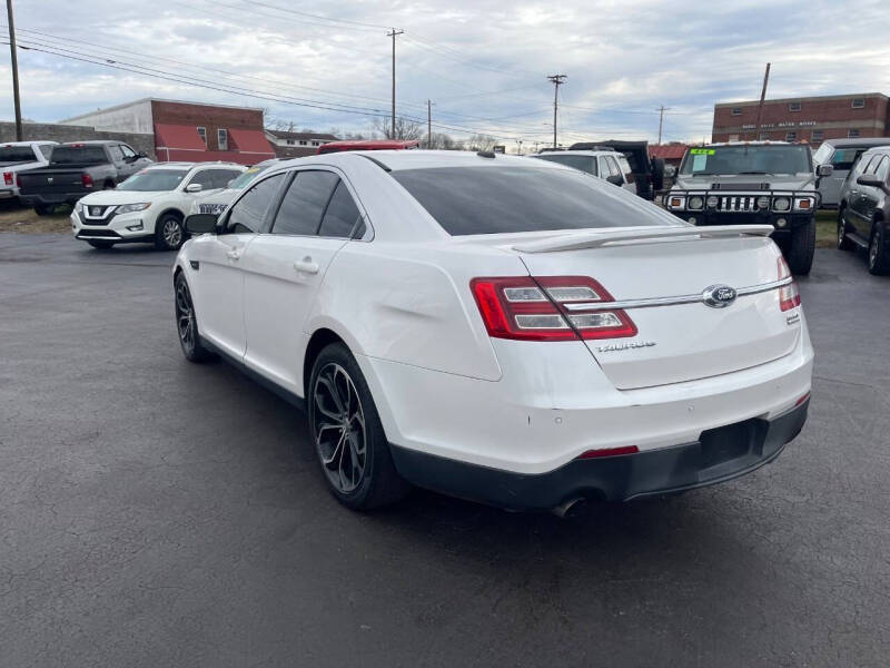 2013 Ford Taurus SHO