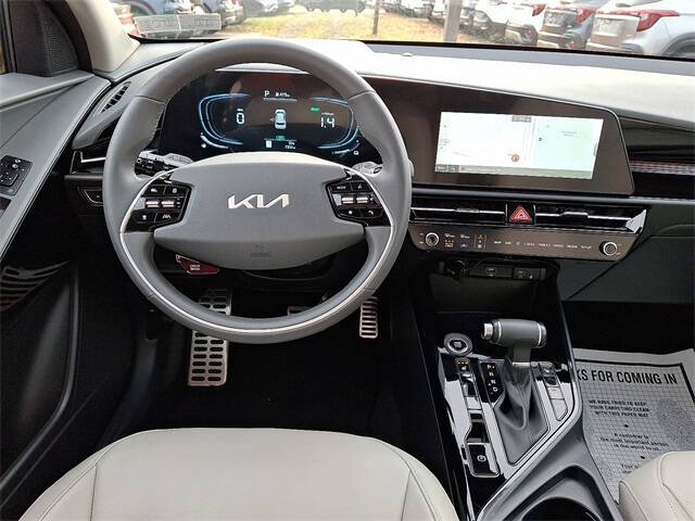 2025 Kia Niro EX Touring