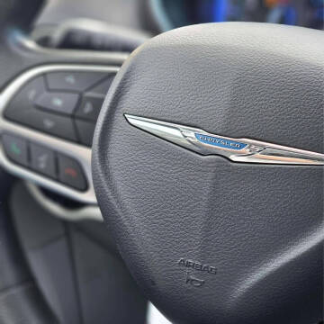 2017 Chrysler Pacifica Touring