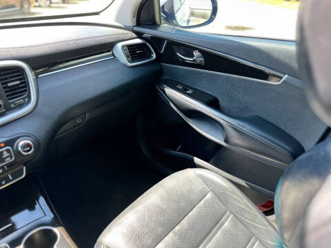 2020 Kia Sorento EX V6