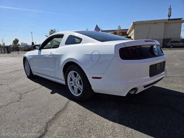 2014 Ford Mustang V6