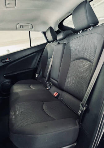 2021 Toyota Prius XLE