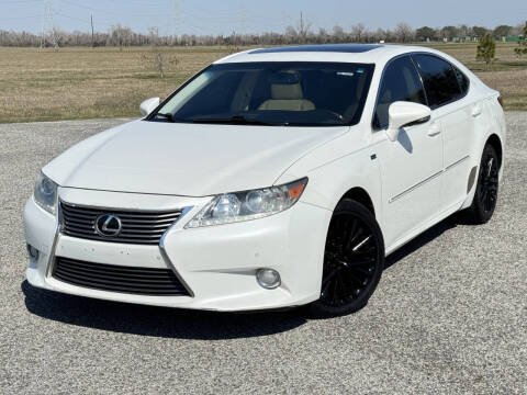 2013 Lexus ES 350 for sale at Cartex Auto in Houston TX