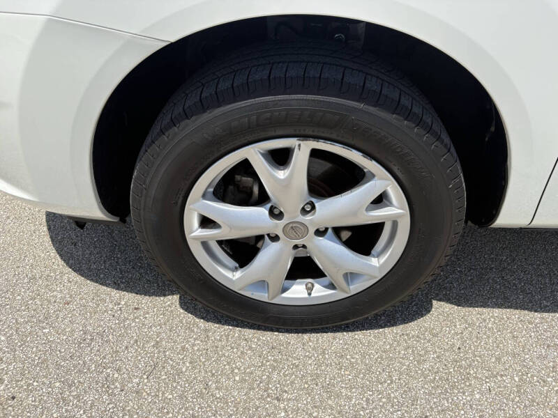 2011 Nissan Rogue SV
