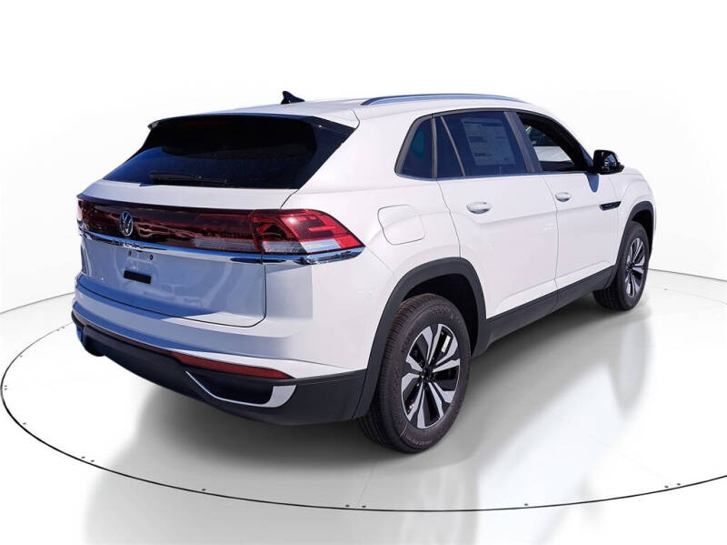 2026 Volkswagen Atlas Cross Sport SE