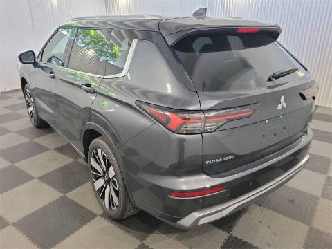 2025 Mitsubishi Outlander SEL