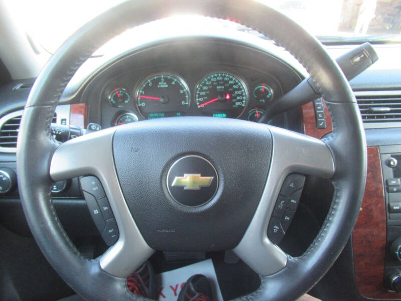 2013 Chevrolet Suburban LS