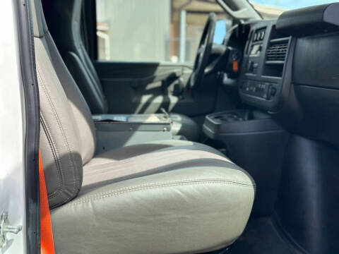 2018 Chevrolet Express 2500