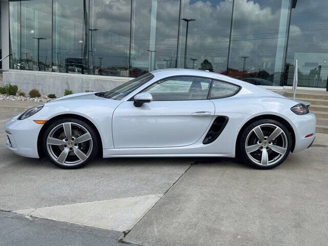2025 Porsche 718 Cayman