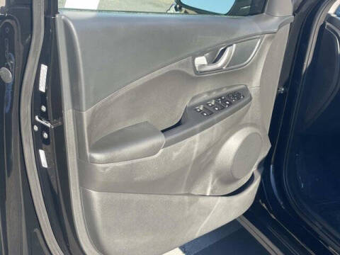 2023 Hyundai Kona Electric SE