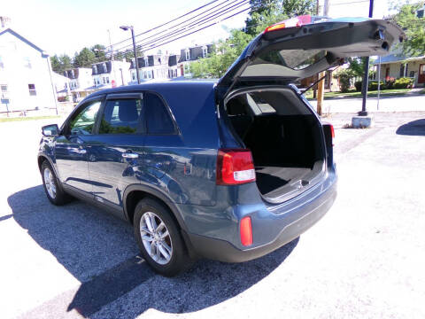 2014 Kia Sorento LX
