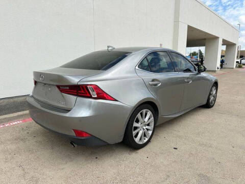 2016 Lexus IS 200t