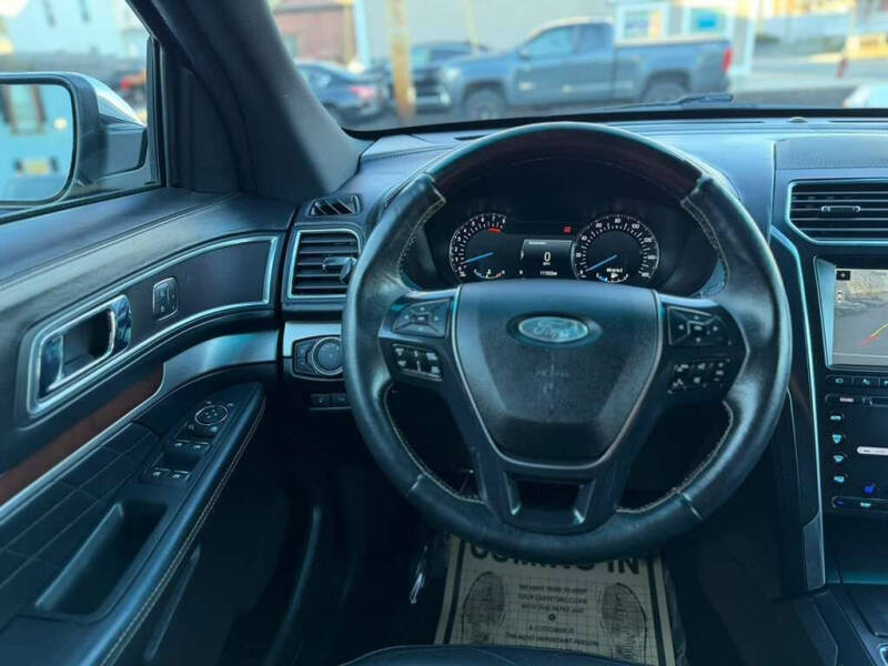 2018 Ford Explorer Platinum