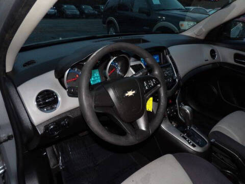 2012 Chevrolet Cruze LS