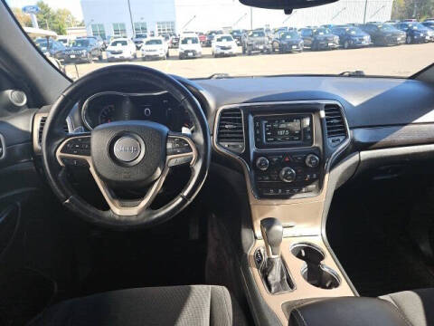 2017 Jeep Grand Cherokee Laredo