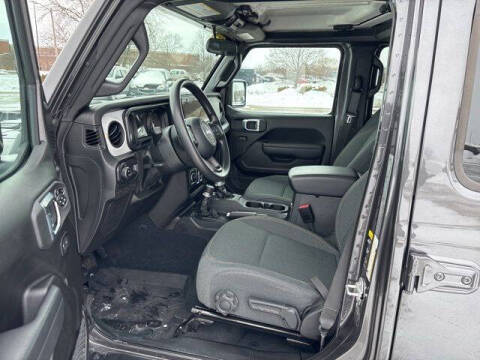 2024 Jeep Gladiator NightHawk