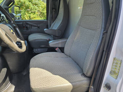 2017 Chevrolet Express 3500