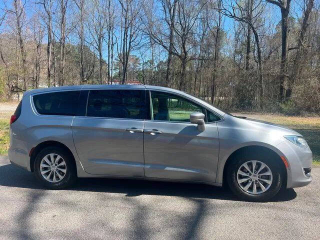 2019 Chrysler Pacifica Touring Plus