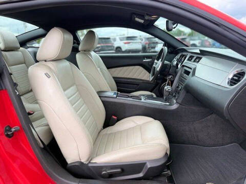2012 Ford Mustang V6 Premium