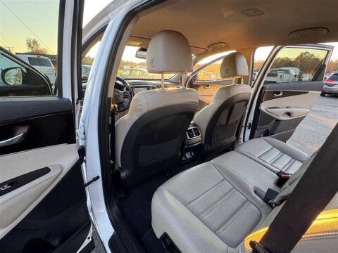 2019 Kia Sorento EX V6