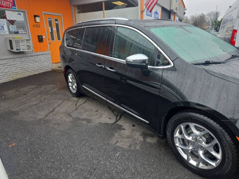 2017 Chrysler Pacifica Limited
