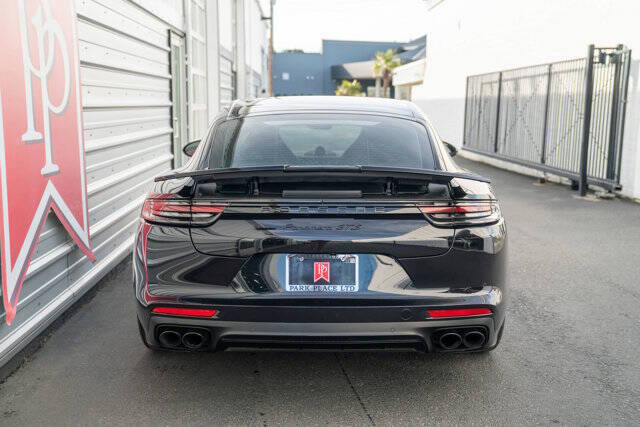 2020 Porsche Panamera 44