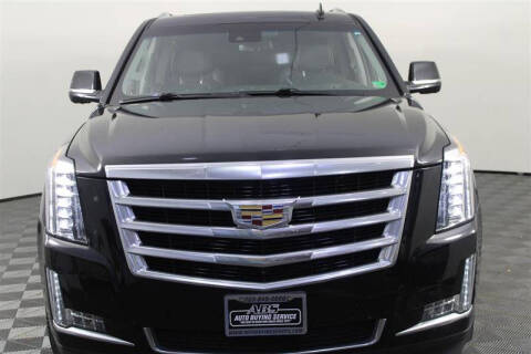 2018 Cadillac Escalade ESV Luxury